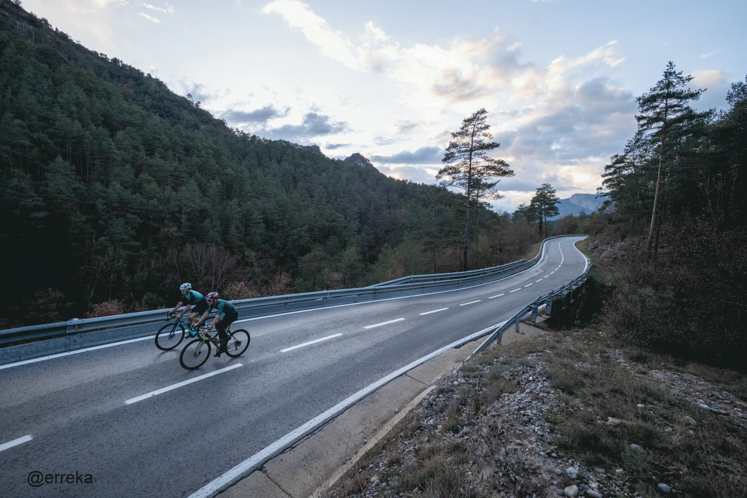 18_carretera-Borredà_2ciclis_PB100553.gif